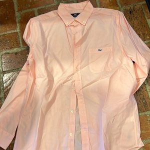Men’s long sleeve button down vineyard vines shirt